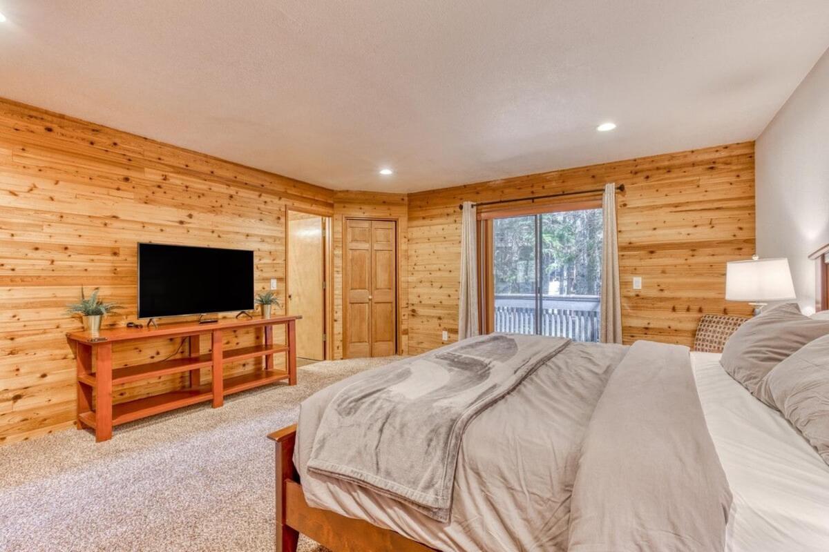 Great Blue Lodge - Spacious Ski Lodge, Hot Tub, Sauna, Game Room & More Government Camp Exterior foto