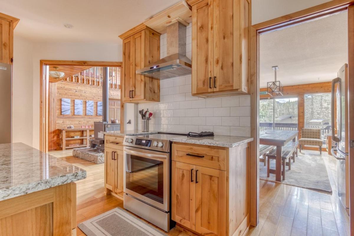Great Blue Lodge - Spacious Ski Lodge, Hot Tub, Sauna, Game Room & More Government Camp Exterior foto