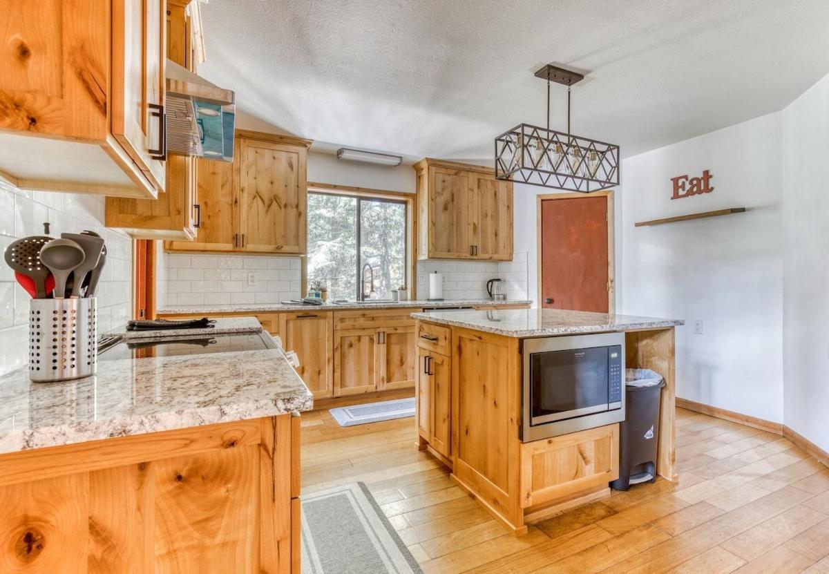 Great Blue Lodge - Spacious Ski Lodge, Hot Tub, Sauna, Game Room & More Government Camp Exterior foto